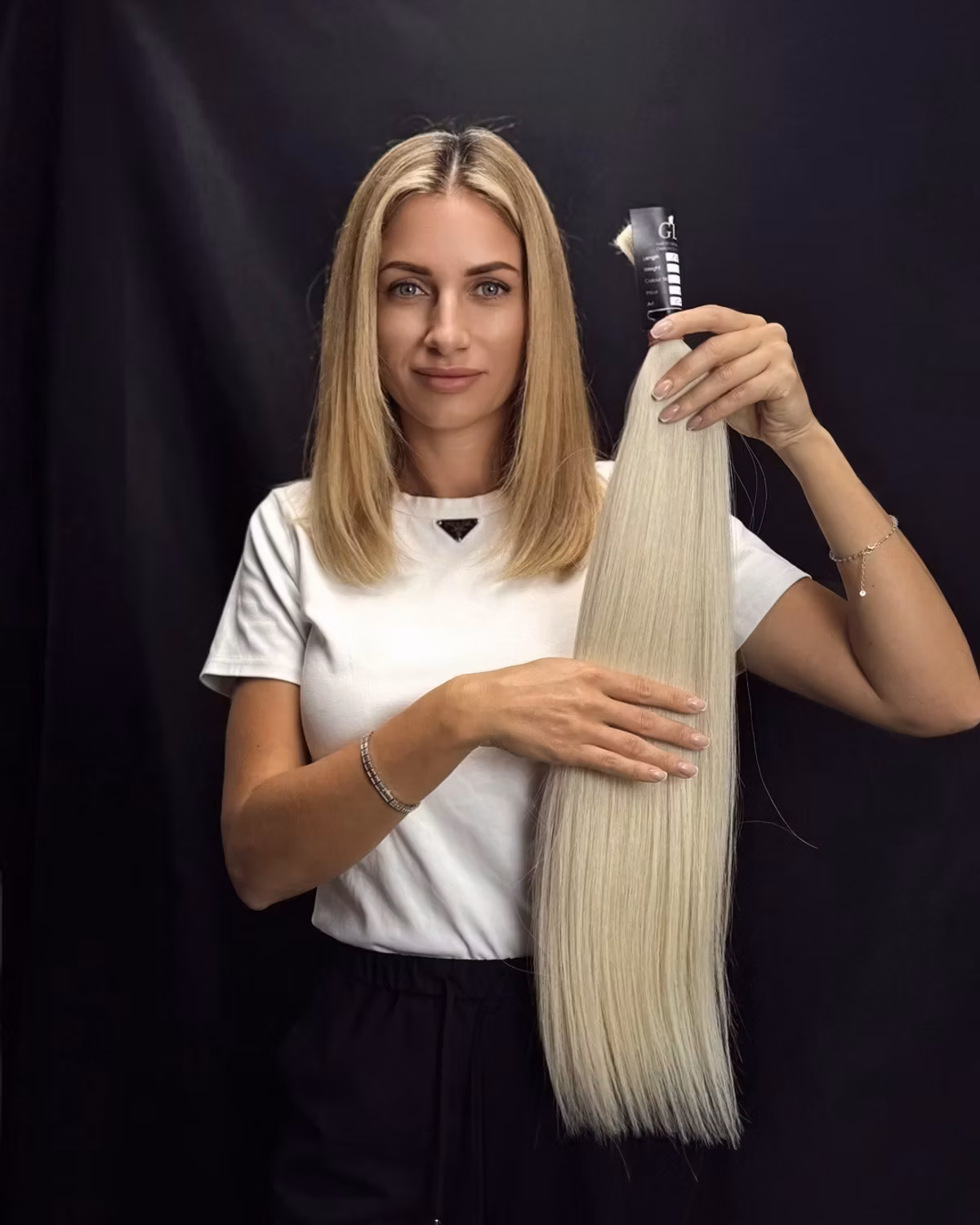 Lyudmila Gromova in her Miami studio